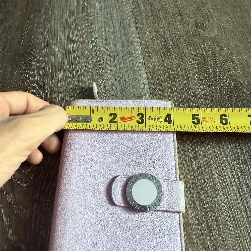 BVLGARI some rubbing
